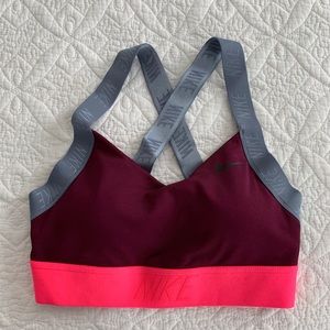 XS Nike medium support sports bra